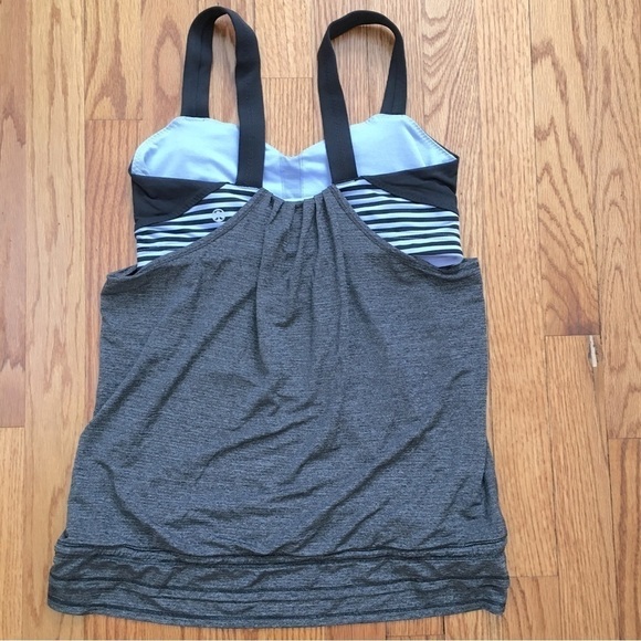 Lululemon back on track built in bra drawcord bottom hem tank top - Picture 13 of 16